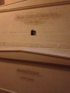 Marie & Pierre Curie, complete with little picture.